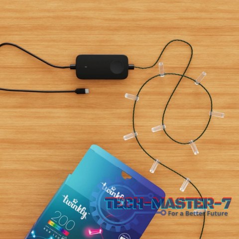 Inteligentne lampki dekoracyjne Strings USB-C (Candies) 100 LED RGB, świece, zielony przewód, 6 m Inteligentne lampki dekoracyjne Strings USB-C (Candies) 100 LED RGB, świece, zielony przewód, 6 m