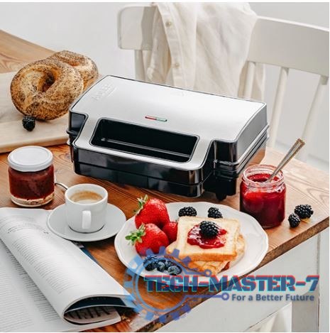 Opiekacz do kanapek 2w1 AD 3073 inox-czarny Opiekacz do kanapek 2w1 AD 3073 inox-czarny