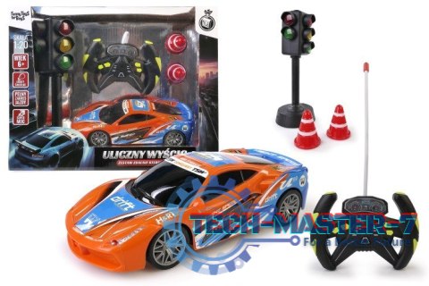 Auto R/C z akcesoriami