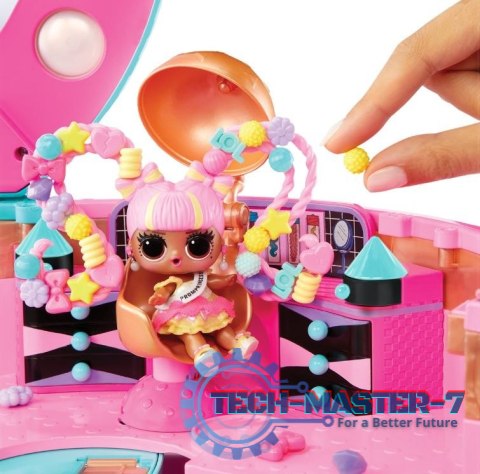 Zestaw laleczek L.O.L. Surprise Hair Beads Salon Zestaw laleczek L.O.L. Surprise Hair Beads Salon