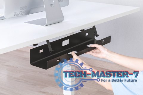 Kanał stalowy do organizacji kabli / listew zasilających pod biurkiem, z uchwytami, montaż śruby, 60cm, czarny Kanał stalowy do organizacji kabli / listew zasilających pod biurkiem, z uchwytami, montaż śruby, 60cm, czarny