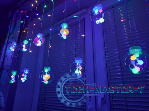 Lampki LED kurtyna kule wiszące świąteczne choinkowe 3m 108LED multikolor ze złączem 8 trybów świecenia Lampki LED kurtyna kule wiszące świąteczne choinkowe 3m 108LED multikolor ze złączem 8 trybów świecenia