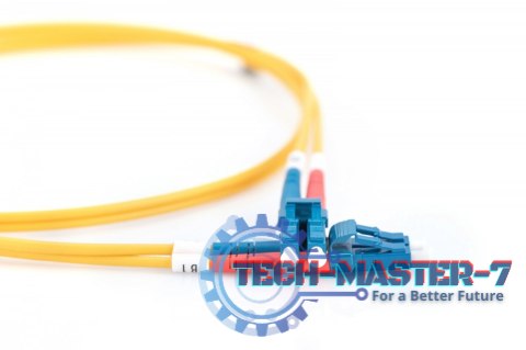 Patchcord FO SM 09/125 OS2 LC-LC duplex 1m Żółty Patchcord FO SM 09/125 OS2 LC-LC duplex 1m Żółty