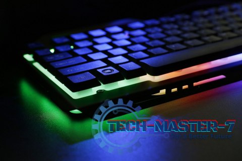 Klawiatura YKB 3200 Shadow metalowa, podświetlenie LED Klawiatura YKB 3200 Shadow metalowa, podświetlenie LED