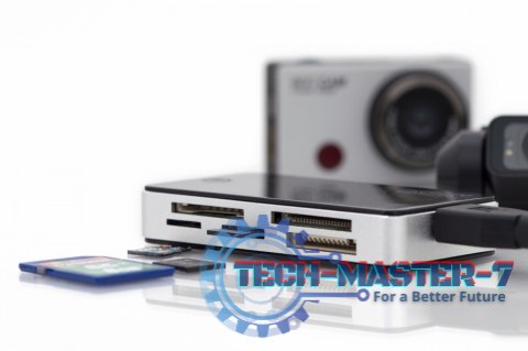 Czytnik kart 5-portowy USB 3.0 SuperSpeed, All-in-one, Czarno-srebrny Czytnik kart 5-portowy USB 3.0 SuperSpeed, All-in-one, Czarno-srebrny