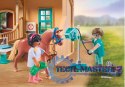 Zestaw z figurkami Horses 71352 Hipoterapia i lecznica zwierząt