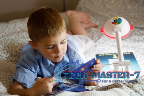 Zestaw edukacyjny Hi Tech Moja lampka edukacyjna Zestaw edukacyjny Hi Tech Moja lampka edukacyjna